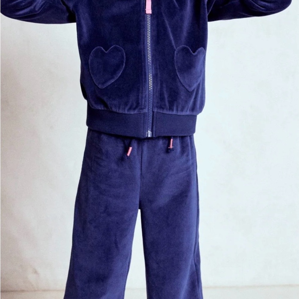 Mini Boden Velour Jumpsuit with Heart Pockets EUC Size 5/6